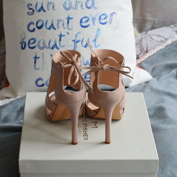 Vince Camuto Nude Tie Back Sandals - Picture 4 of 9